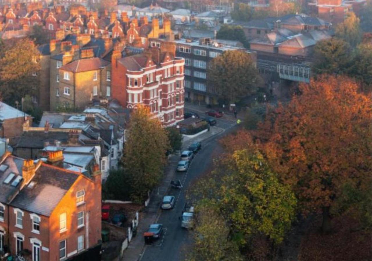 Charming 2-Bedroom Flat In Shepherd'S Bush, Near Hammersmith London Exterior photo